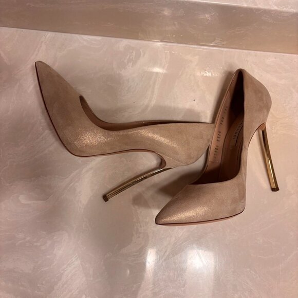 Casadei Women's Gold and Tan Pumps - Picture 5 of 5